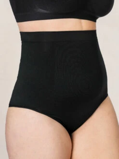 Discount 🎁 Shapermint Essentials Everyday Comfort High-Waisted Shaper Panty 💯